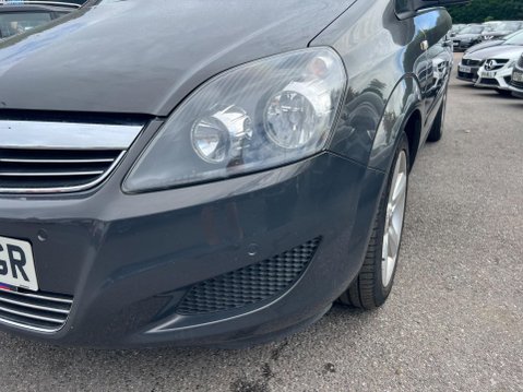 Vauxhall Zafira 1.8 16V Exclusiv Euro 5 5dr 11