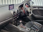 Audi RS3 2.5 TFSI Sportback 5dr Petrol S Tronic quattro Euro 6 (s/s) (Nav) (367 ps) 8