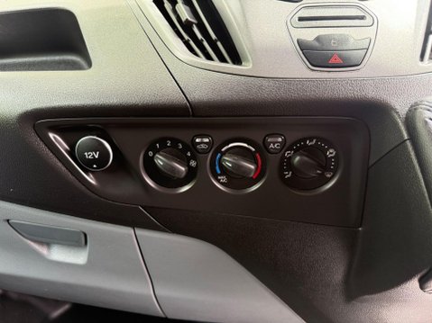 Ford Transit Custom 290 HR P/V 26