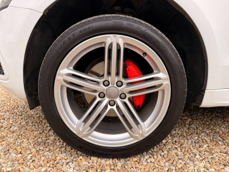 Audi Q5 2.0 TDI S line Plus S Tronic quattro Euro 5 (s/s) 5dr 12