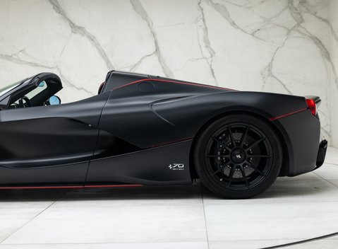 Ferrari LaFerrari Aperta 73