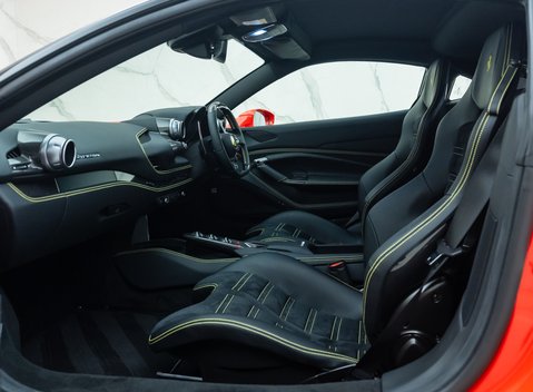 Ferrari F8 Tributo 18