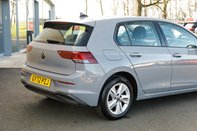 Volkswagen Golf LIFE TSI 8