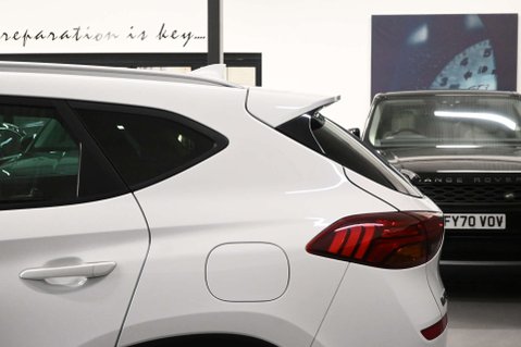 Hyundai TUCSON 1.6 Tucson SE Nav 48v MHEV CRDi 2WD Semi-Auto 5dr 37