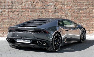 Lamborghini Huracan LP610-4 7