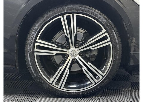Volvo V60 2.0 D4 Inscription Pro Estate 5dr Diesel Auto Euro 6 (s/s) (190 ps) 38