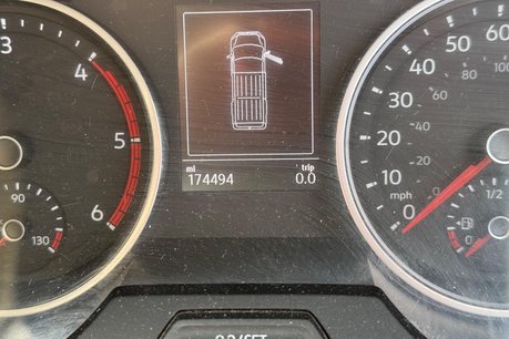 Volkswagen Crafter CR35 TDI L H/R P/V STARTLINE 15