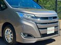 Toyota Noah Hybrid 1.8 29