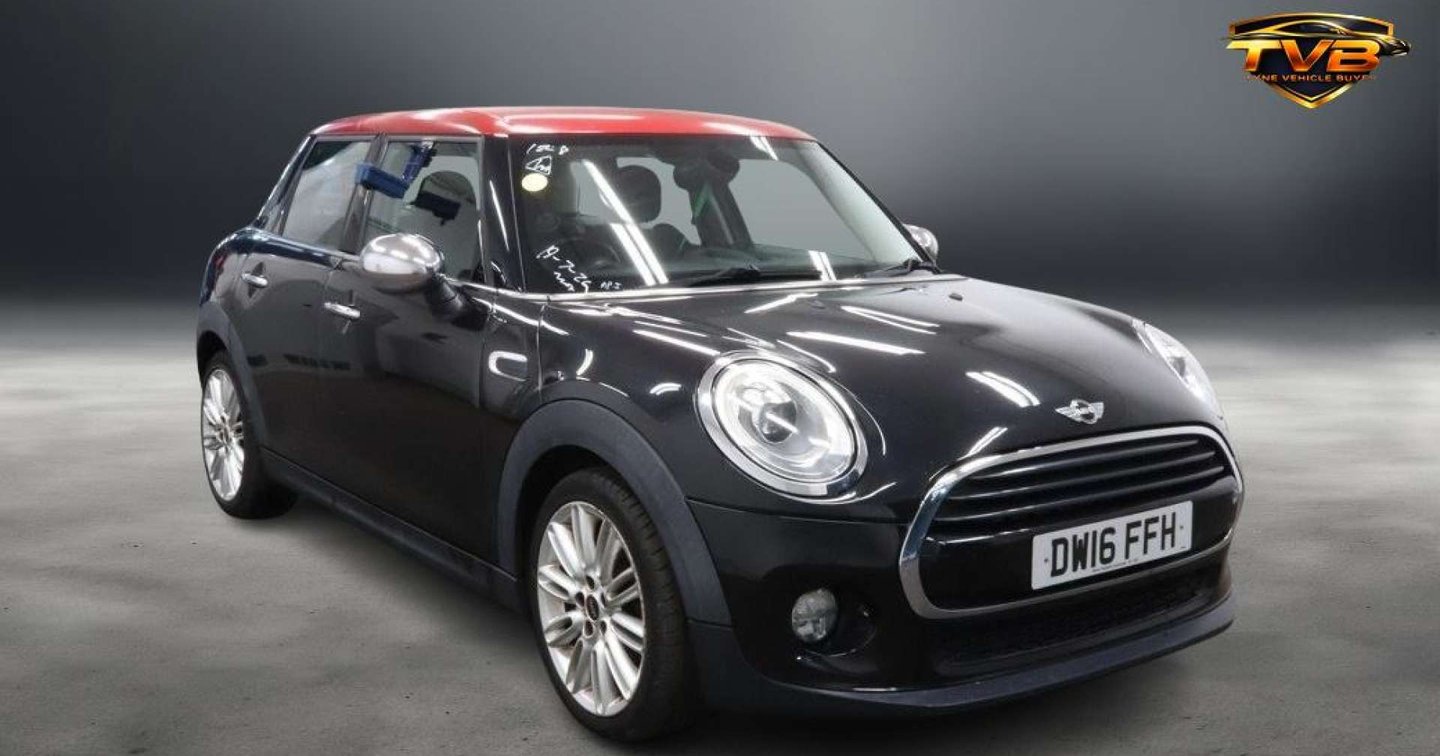 2016 MINI Hatch