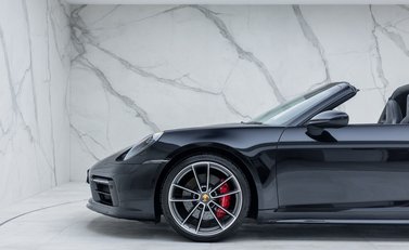 Porsche 911 Targa 4S (992) 41