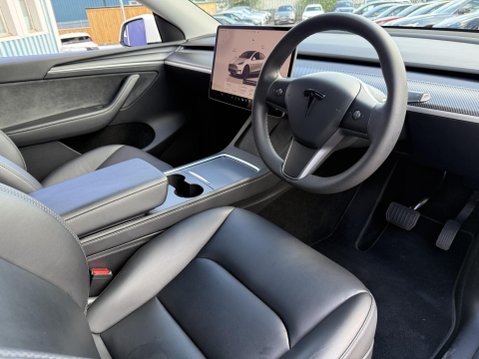 Tesla Model Y (Dual Motor) Long Range SUV 5dr Electric Auto 4WDE (384 bhp) 3