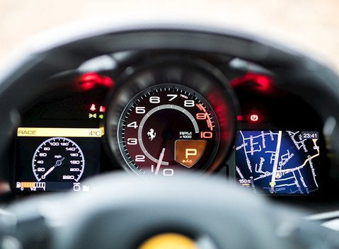 Ferrari F12 Berlinetta 33