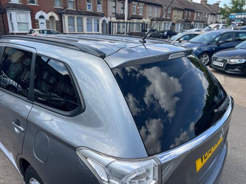Mitsubishi Outlander 2.0h 12kWh GX3h CVT 4WD Euro 5 (s/s) 5dr 17