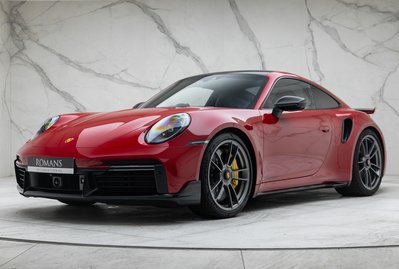 Porsche 911 Turbo S (992) Lightweight