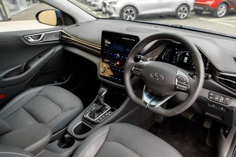 Hyundai IONIQ PREMIUM SE MHEV