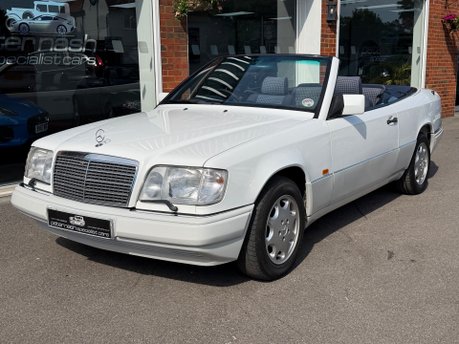 Mercedes-Benz E Class 3.2 E320 Cabriolet 2dr Petrol Automatic (217 bhp)