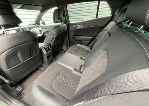 Kia Sportage 1.6T GDi PHEV GT-Line 12