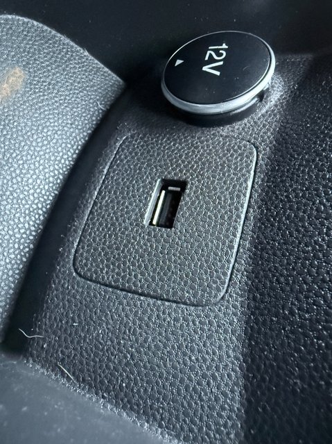 Ford Fiesta 1.6T ST-3 [NAV] 21