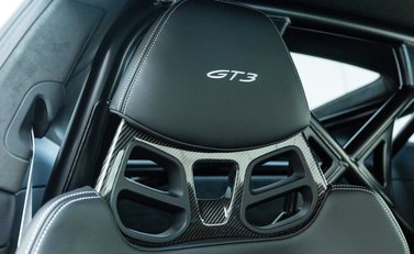 Porsche 911 GT3 (992) 9