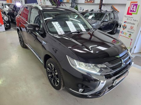 Mitsubishi Outlander 2.0h 12kWh 4h CVT 4WD Euro 6 (s/s) 5dr 13