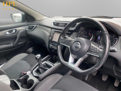 Nissan Qashqai 1.5 dCi N-Connecta SUV 5dr Diesel Manual Euro 6 (s/s) (115 ps) 12