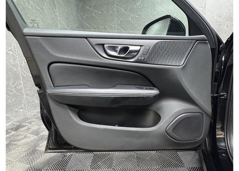 Volvo V60 2.0 D4 Inscription Pro Estate 5dr Diesel Auto Euro 6 (s/s) (190 ps) 59