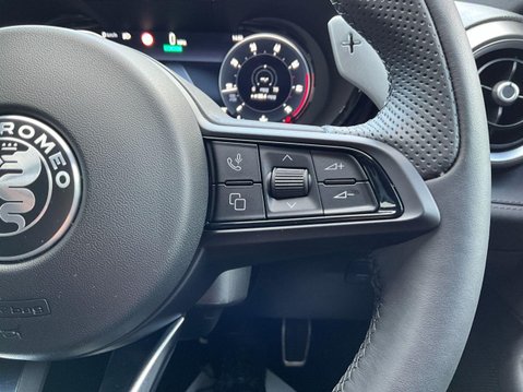 Alfa Romeo Tonale 1.5 VGT MHEV Veloce SUV 5dr Petrol Hybrid DCT Euro 6 (160 ps) 22