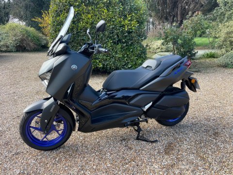 Yamaha Xmax 300 300 CVT V-belt Euro 5 12