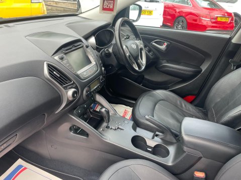 Hyundai ix35 2.0 CRDi Premium Auto 4WD Euro 5 5dr 32