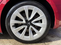 Tesla Model 3 (Dual Motor) Long Range Saloon 4dr Electric Auto 4WDE (346 ps) 16
