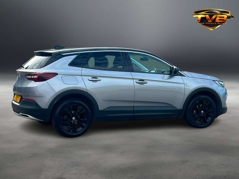 Vauxhall Grandland X 1.2 Grandland X SRi Nav T Automatic 5dr - NATIONAL DELIVERY* 8