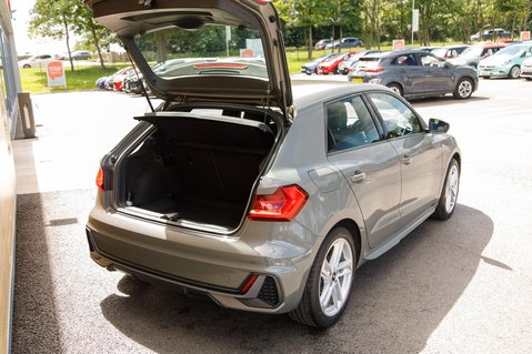 Audi A1 SPORTBACK TFSI S LINE 36
