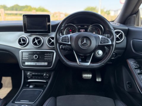 Mercedes-Benz CLA Class 2.1 CLA220d AMG Line Coupe 7G-DCT Euro 6 (s/s) 4dr 15