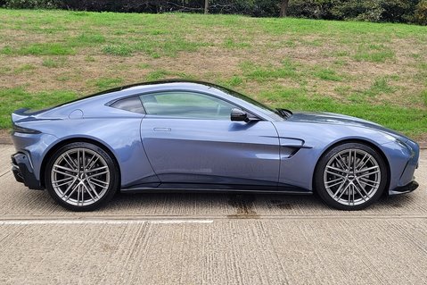 Aston Martin Vantage V8 Technical Data