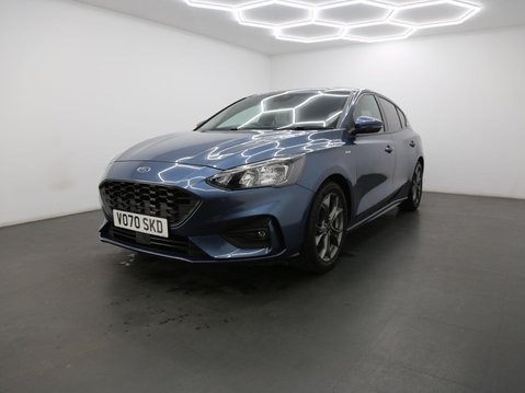 Ford Focus 1.0T EcoBoost ST-Line Euro 6 (s/s) 5dr 3