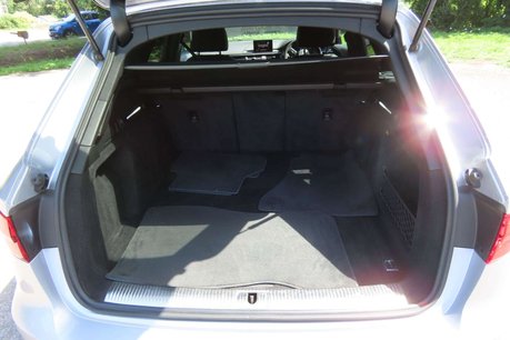 Audi A4 2.0 TDI S line S Tronic quattro Euro 6 (s/s) 5dr 7