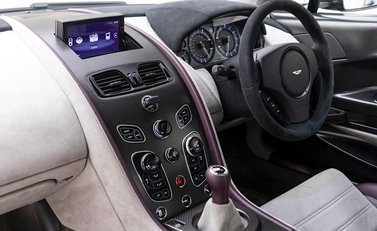 Aston Martin V12 Vantage S AMR 13