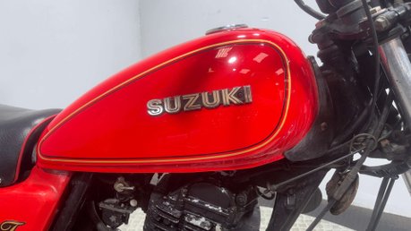 Suzuki GN 1983 1 OWNER PROJECT BIKE SPARES OR REPAIR CLASSIC 400CC 25