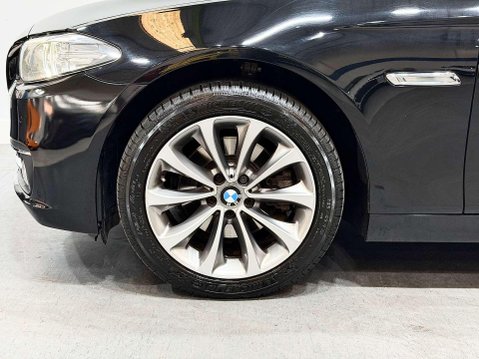 BMW 5 Series 2.0 520d Luxury Touring 5dr Diesel Auto Euro 6 (s/s) (190 ps) 46