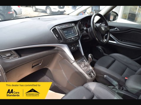 Vauxhall Zafira 1.4 Zafira Tourer SRi T 5dr 23