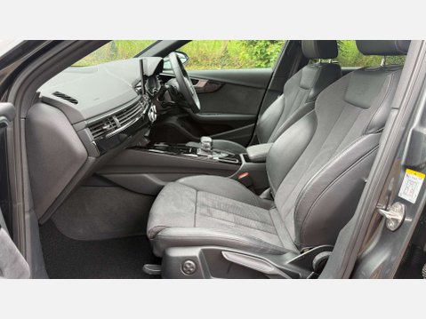 Audi A4 2.0 A4 Black Edition 40 TFSI MHEV Semi-Auto 4dr 12