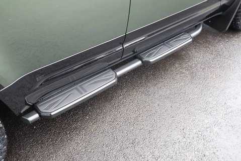 Land Rover Defender 110 BRAND NEW D350 HARD TOP X-DYNAMIC HSE GENUINE REAR SEATS FITTED  15