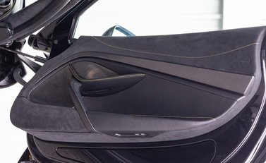 McLaren 720S Performance 22