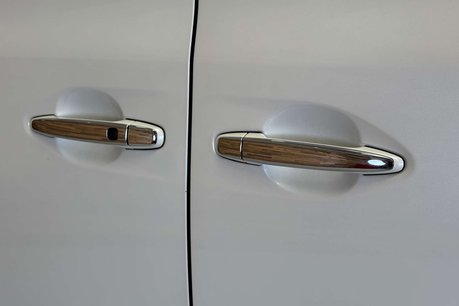 Toyota Vellfire V6 L Edition 59