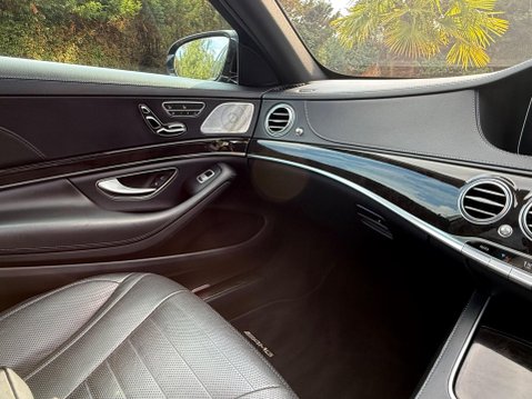 Mercedes-Benz S Class 2.9 S350Ld AMG Line (Executive, Premium Plus) G-Tronic+ Euro 6 (s/s) 4dr 20