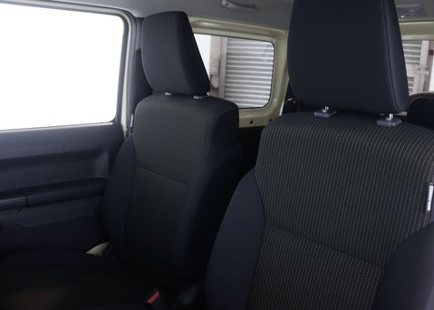 Suzuki Jimny SZ5 4X4 44