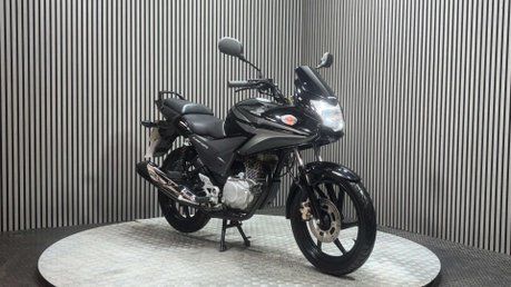 Honda CBF125 CBF125 2012 ONLY 6K MOT SERVICED ICONIC LEARNER BIKE 125CC 2