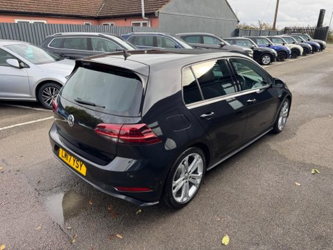Volkswagen Golf GTD TDI DSG 17