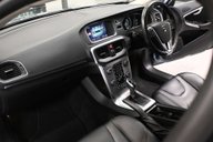 Volvo V40 1.5 V40 Inscription Edition T3 Auto 5dr 41