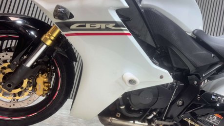 Honda CBR 2014 35K LONG MOT 600CC SPORTS BIKE SERVICED WARRANTY 57